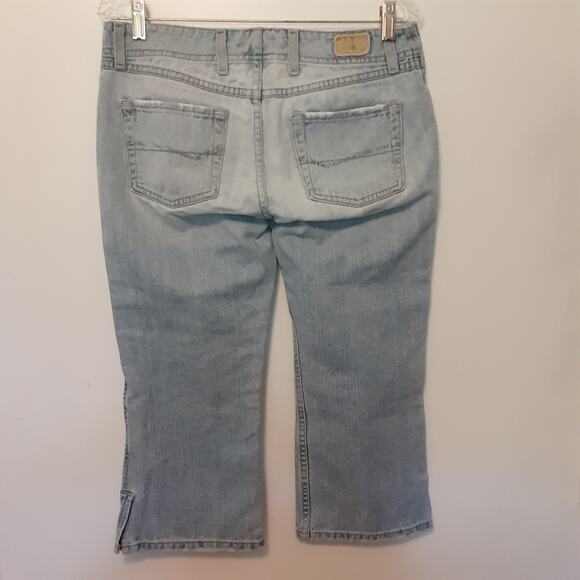 BKE Buckle Denim Jeans Harbor Capri Regular Size 30 Distressed Blue - Picture 7 of 14